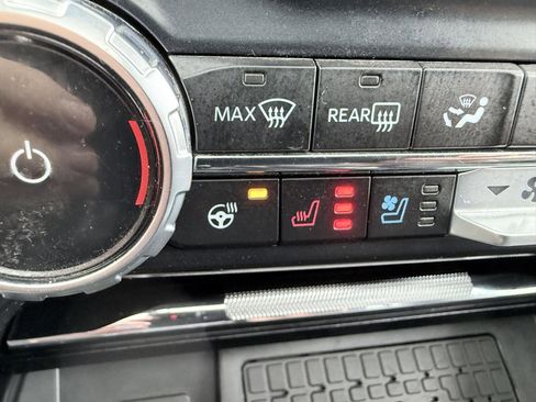 Used 2023 Ford F150 Lariat w/ Equipment Group 502A High image 33