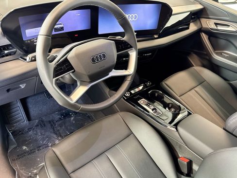 New 2027 Audi Q6 e-tron Premium image 9