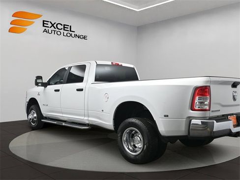 Used 2024 RAM 3500 Big Horn image 3