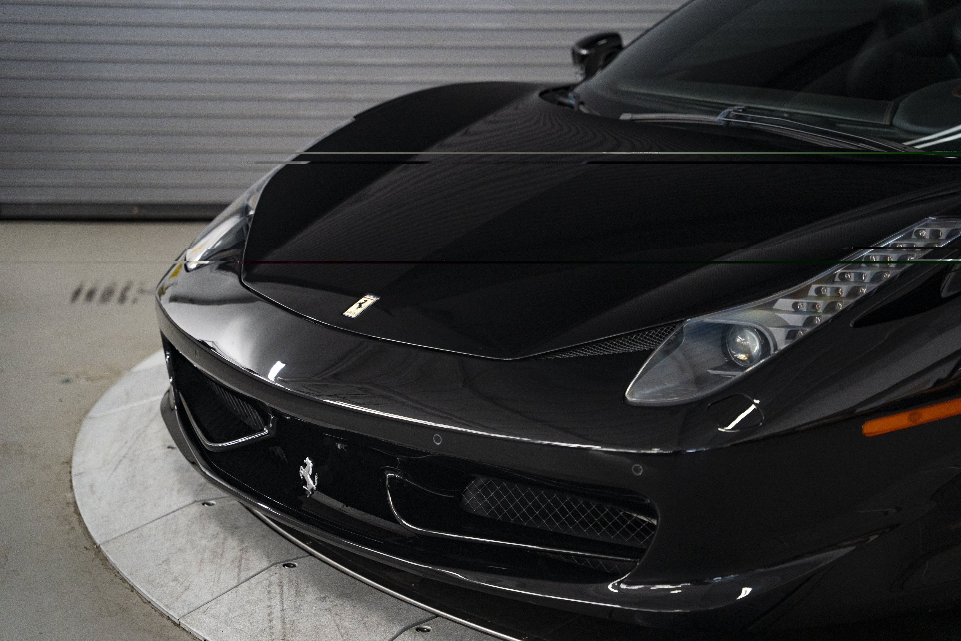 Used 2011 Ferrari 458 Italia Coupe RWD image 11