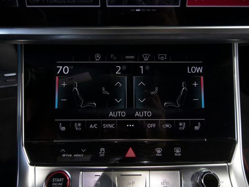 Used 2025 Audi RS 6 performance image 38