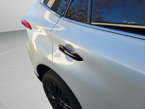 Certified 2023 Toyota Venza XLE image 20