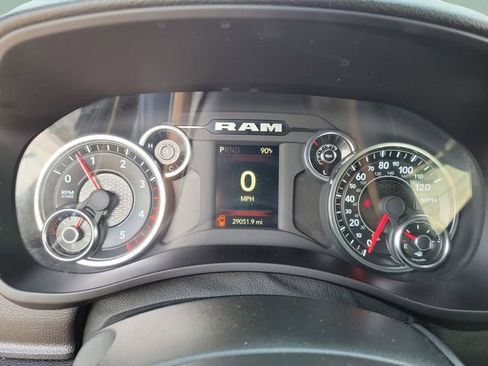 Used 2024 RAM 2500 Big Horn AWD/4WD image 30