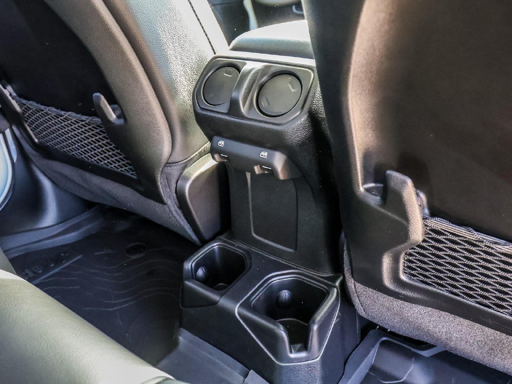 Used 2025 Jeep Gladiator Mojave AWD/4WD image 20