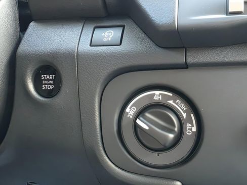 New 2026 Nissan Frontier SV w/ Tow Package AWD/4WD image 26