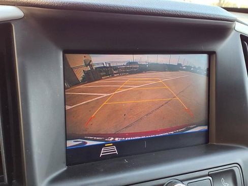 Used 2021 GMC Terrain SLE w/ Driver Convenience Package FWD image 6