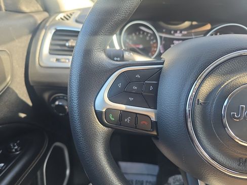 Used 2019 Jeep Compass Sport image 21