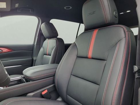 New 2026 Chevrolet Traverse RS image 24