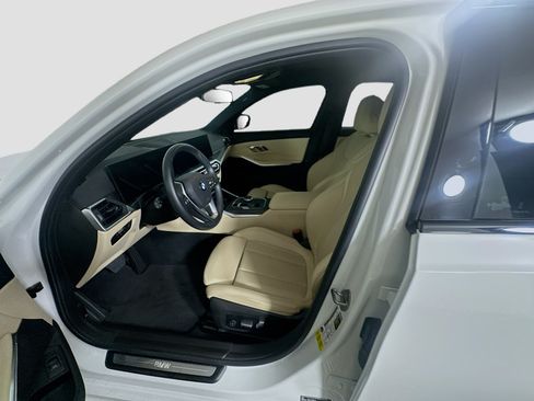 Used 2023 BMW 330i Sedan w/ Driving Assistance Package RWD image 13