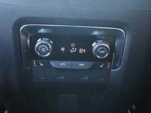 New 2026 Chevrolet Suburban High Country image 23