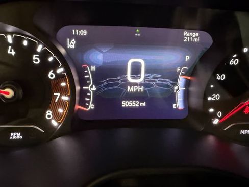 Used 2025 Jeep Compass Limited AWD/4WD image 19