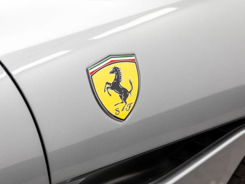 Certified 2022 Ferrari Portofino M image 44