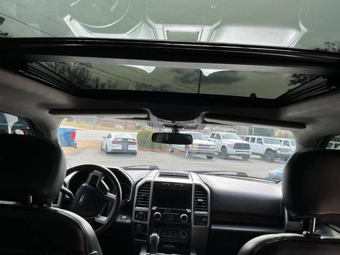 Used 2019 Ford F150 Lariat w/ Equipment Group 502A Luxury image 17