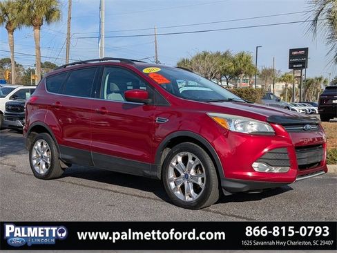 Used 2013 Ford Escape SE image 2
