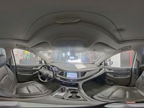 Used 2019 Buick Enclave Avenir w/ Avenir Technology Package image 12