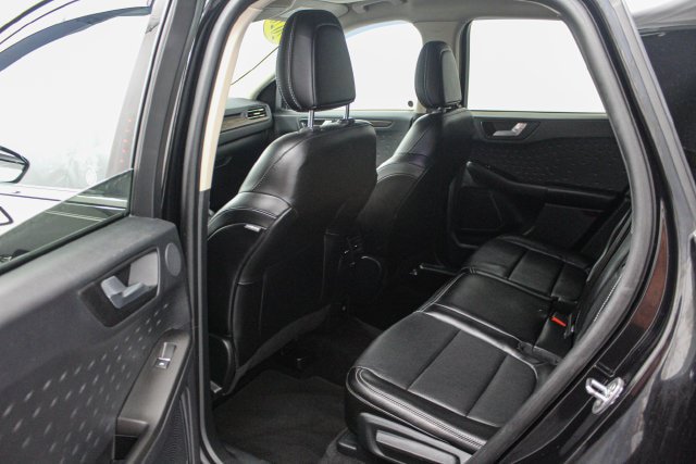 Certified 2020 Ford Escape Titanium w/ Titanium Premium Package 2.0 AWD/4WD image 14