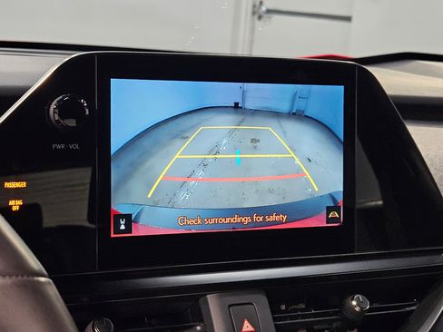 Used 2024 Lexus UX 250h F Sport FWD image 31
