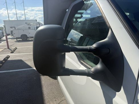 Used 2006 Ford F350 XL image 21