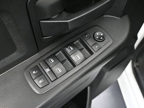 Used 2019 RAM 1500 Express w/ Express Value Package AWD/4WD image 21