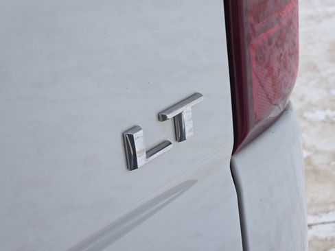 Used 2020 Chevrolet Silverado 1500 LT w/ Convenience Package image 13