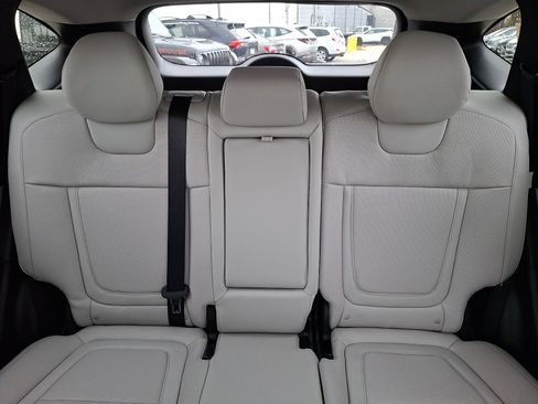 New 2026 Hyundai Tucson Limited image 13