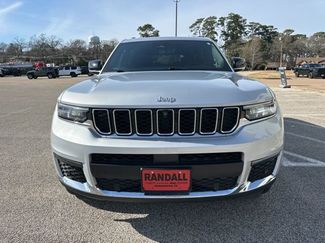 Certified 2024 Jeep Grand Cherokee L Limited w/ Luxury Tech Group II video 2