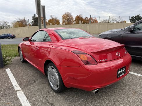 Used 2004 Lexus SC 430 Convertible image 4