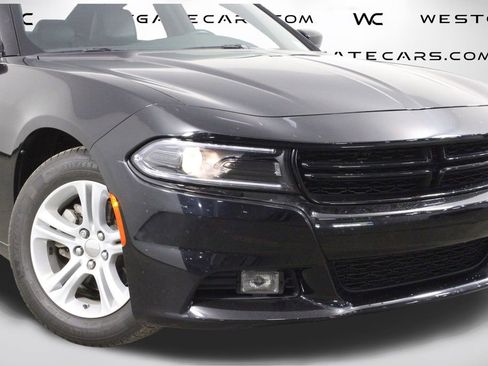 Used 2022 Dodge Charger SXT image 45