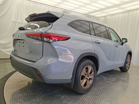 Certified 2022 Toyota Highlander Bronze Edition AWD/4WD image 29