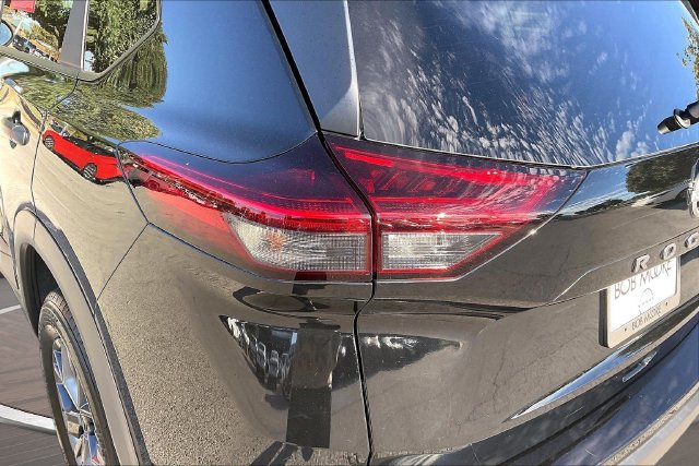 Certified 2026 Nissan Rogue S FWD image 27