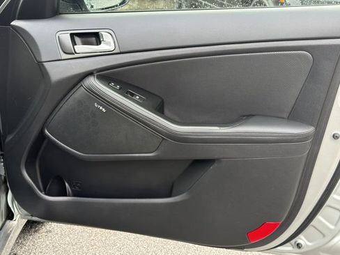 Used 2015 Kia Optima EX FWD image 16