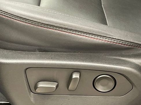 Used 2023 Chevrolet Suburban RST w/ Luxury Package image 10