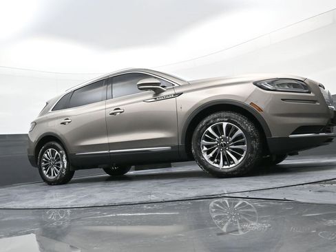 Used 2021 Lincoln Nautilus Reserve w/ Class II Trailer Tow Package image 21