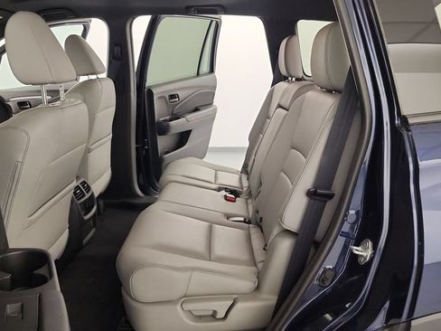 Used 2023 Honda Passport EX-L image 29