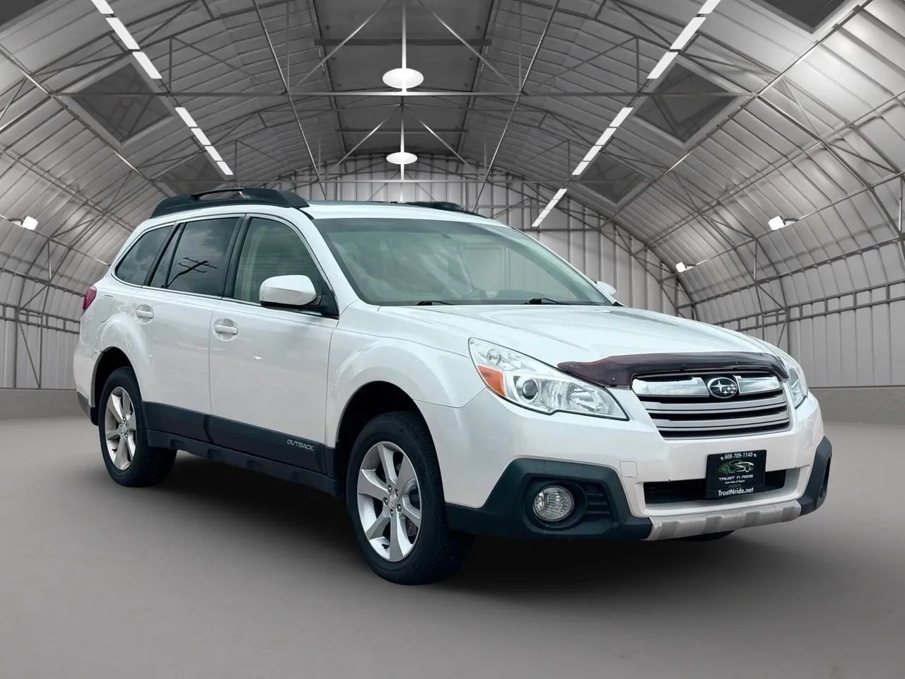 Used 2014 Subaru Outback 2.5i Limited AWD/4WD image 1