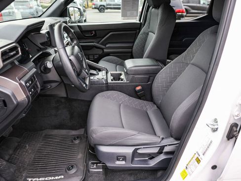 Certified 2024 Toyota Tacoma SR5 image 8