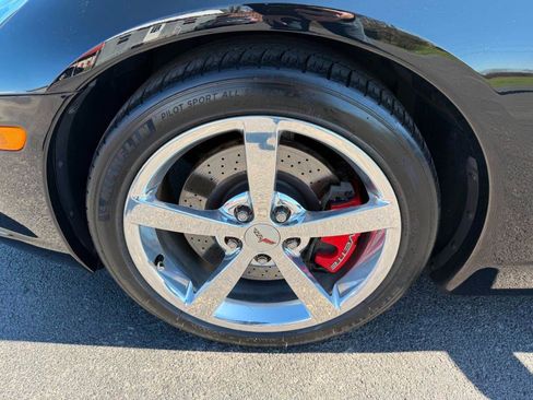 Used 2008 Chevrolet Corvette Convertible w/ Preferred Equipment Group image 19