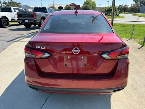 Used 2025 Nissan Versa SV w/ Trunk Package FWD image 9