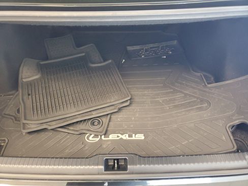 Used 2023 Lexus IS 350 F Sport RWD image 12