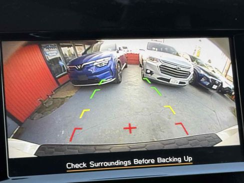 Used 2019 Subaru Crosstrek 2.0i Premium image 8