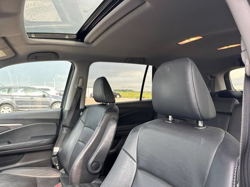 Used 2017 Honda Pilot EX-L image 6