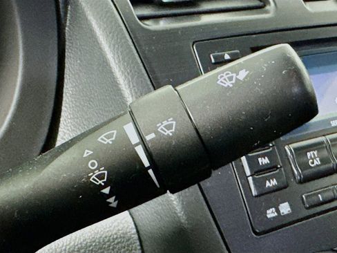 Used 2012 Subaru Impreza 2.0i Premium image 14