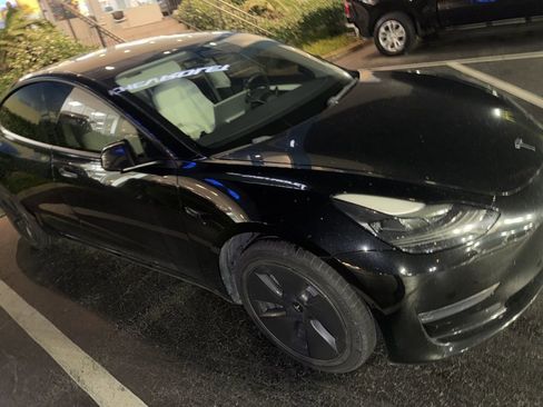 Used 2022 Tesla Model 3 image 5