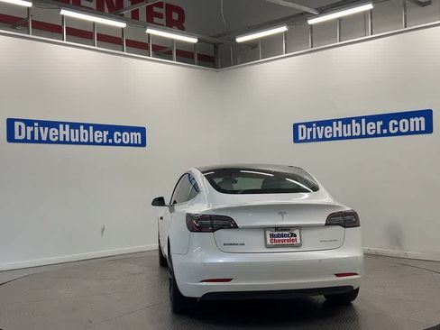 Used 2020 Tesla Model 3 Long Range AWD/4WD image 9