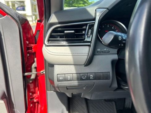 Used 2021 Toyota Camry XSE FWD image 16