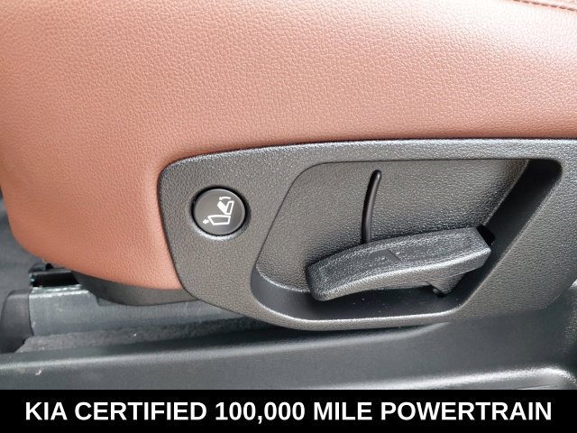 Certified 2025 Kia Telluride SX w/ SX Captain's Chair Package FWD image 28