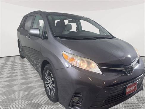 Certified 2019 Toyota Sienna XLE w/ XLE Navigation Package FWD image 1