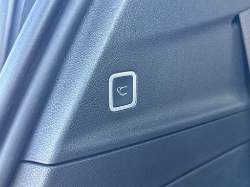 New 2026 Chrysler Pacifica Select w/ S Appearance Package image 14