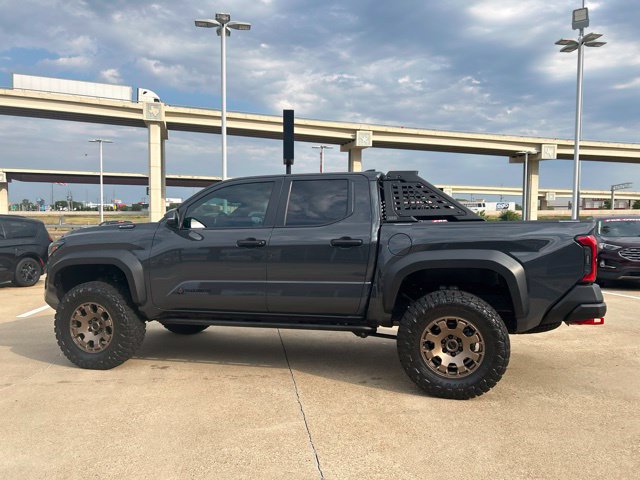 Used 2025 Toyota Tacoma 4x4 Double Cab Hybrid image 6