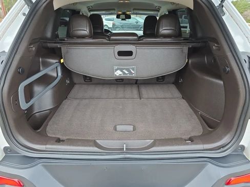 Used 2017 Jeep Cherokee Trailhawk image 56